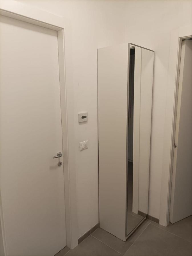 Caky'S House Apartment Desenzano del Garda Luaran gambar