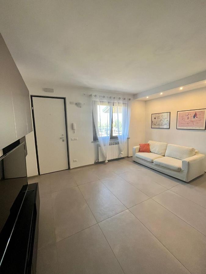 Caky'S House Apartment Desenzano del Garda Luaran gambar
